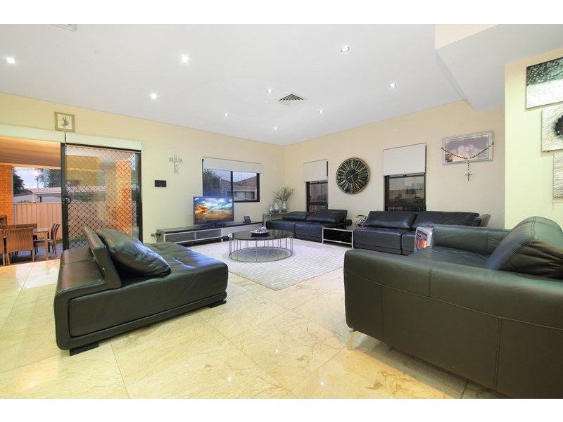 4 Statham Street, Belfield NSW 2191