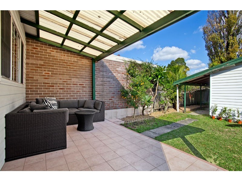 8 Banks Street, Ashfield NSW 2131