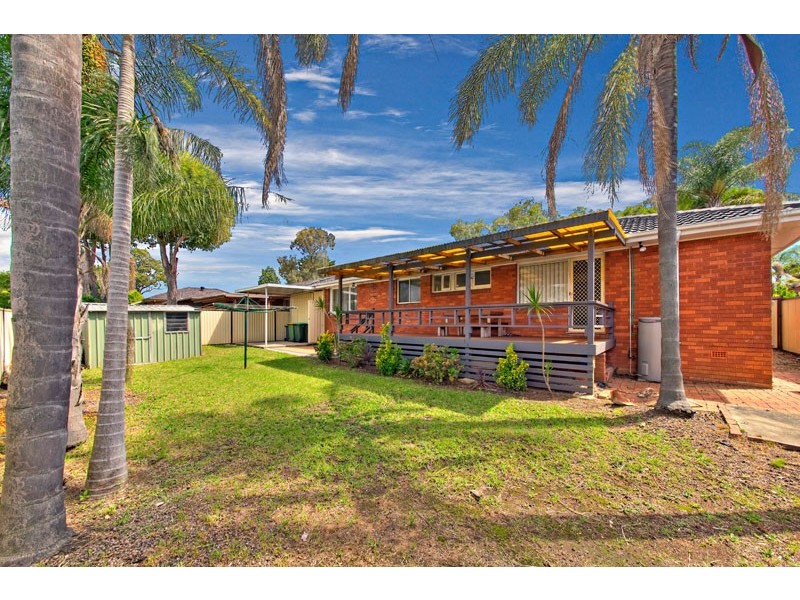 22 Kareela Crescent, Greenacre NSW 2190