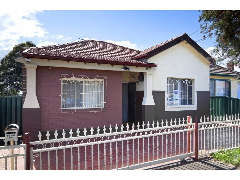 1 Palmer Street, Campsie NSW 2194