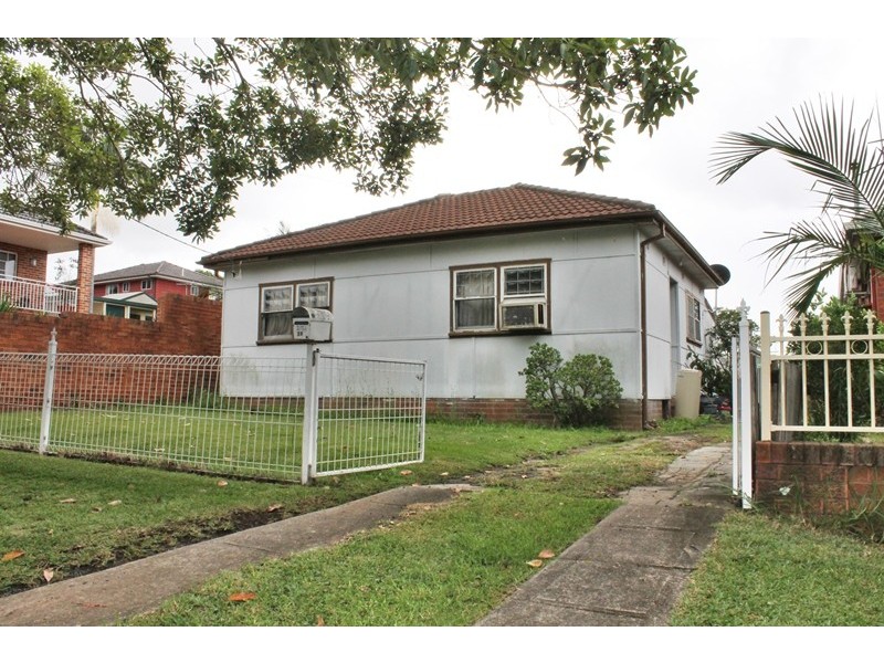 38 Arthur Street, Bankstown NSW 2200