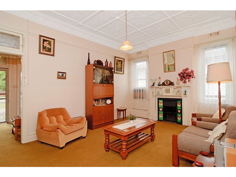 7 Griffiths Street, Ashfield NSW 2131