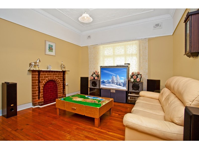 18 Lansdowne Street, Concord NSW 2137