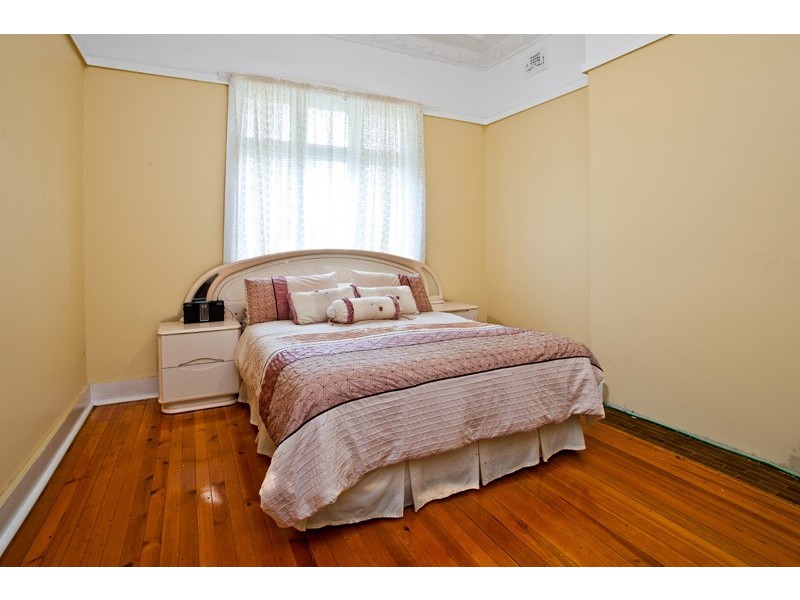 18 Lansdowne Street, Concord NSW 2137