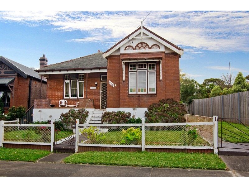 1 Barton Avenue, Hurlstone Park NSW 2193