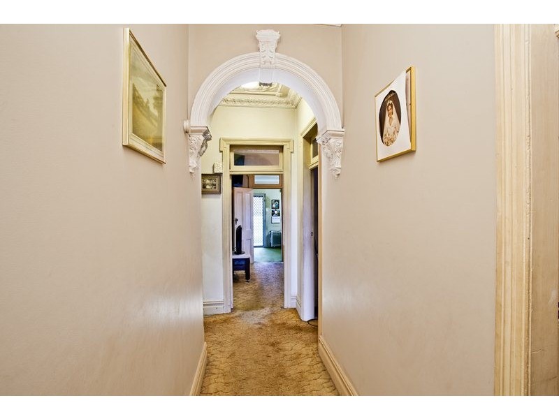 1 Barton Avenue, Hurlstone Park NSW 2193