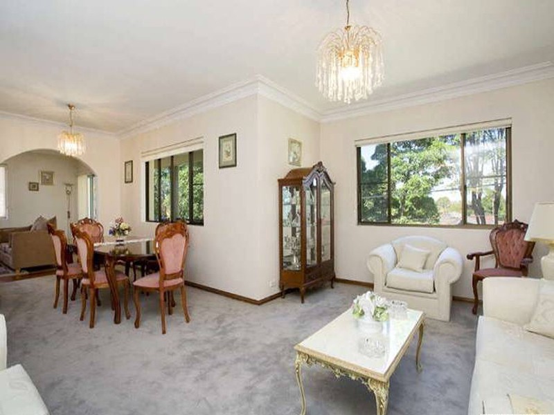 27 Roslyn Street, Ashbury NSW 2193