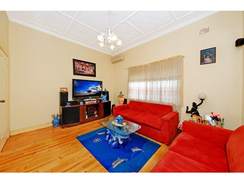 21 Farleigh Street, Ashfield NSW 2131