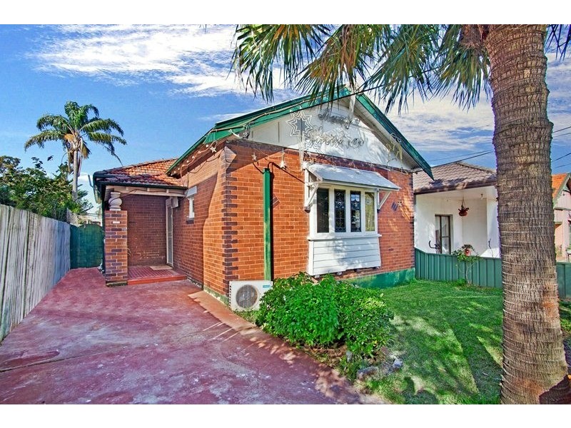 2 Windsor Avenue, Croydon Park NSW 2133