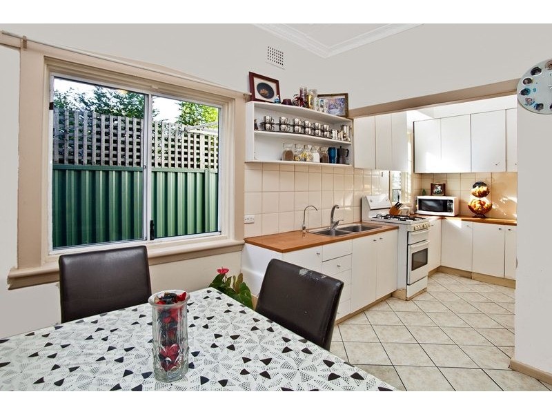 2 Windsor Avenue, Croydon Park NSW 2133