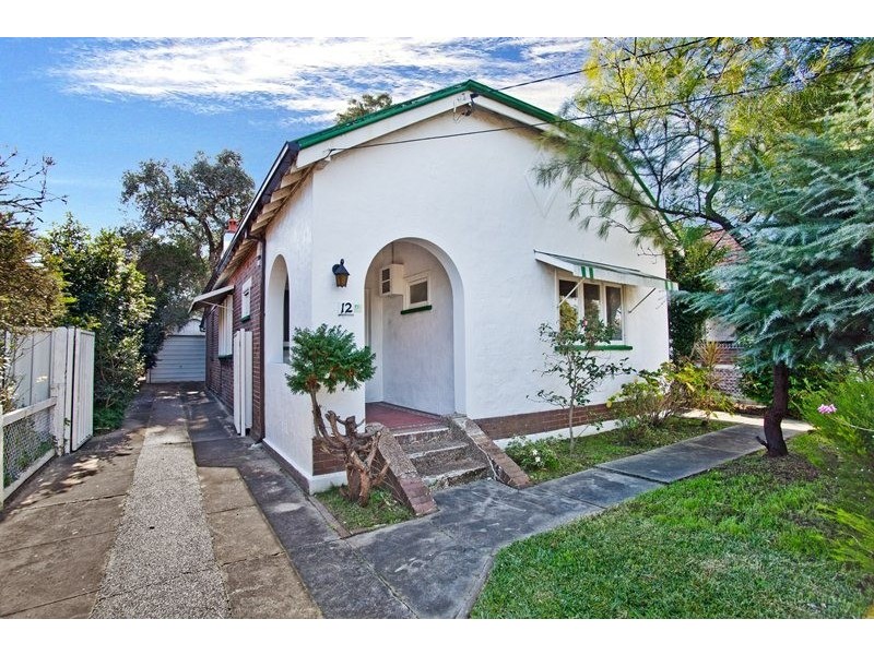 12 Glenore Road, Canterbury NSW 2193