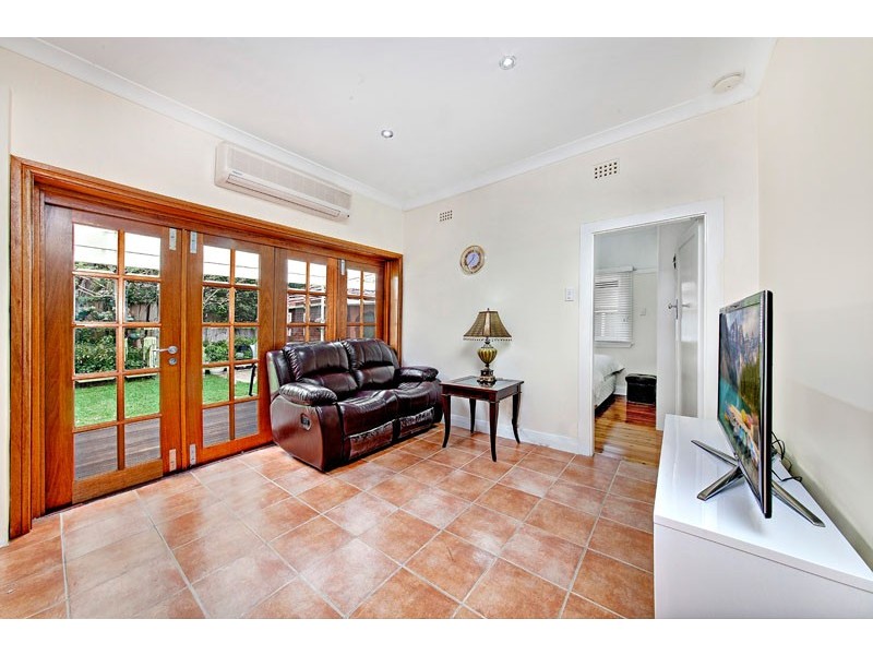 13 Weldon Street, Burwood NSW 2134