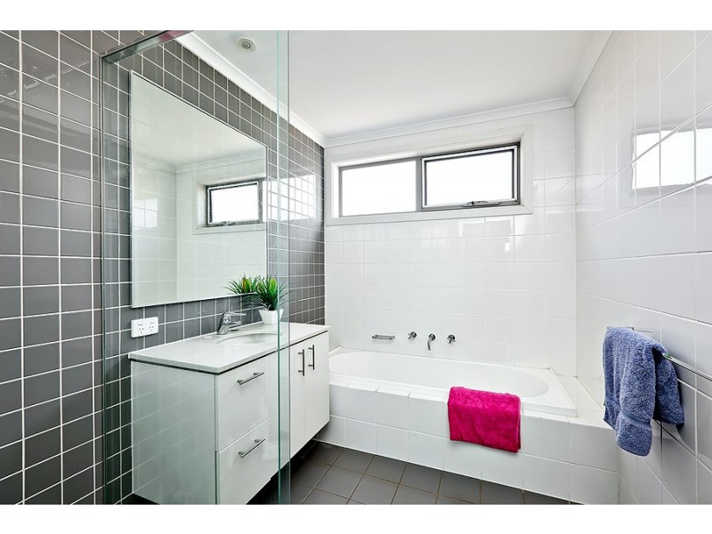 16 Spitz Avenue, Newington NSW 2127