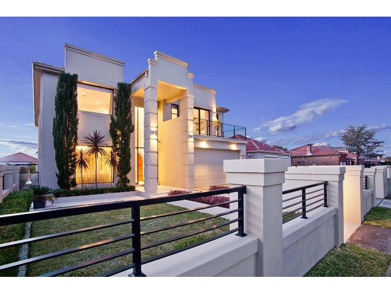 31 Birdwood Avenue, Belfield NSW 2191