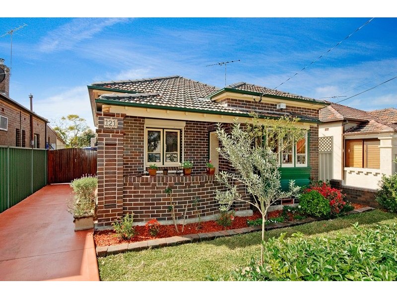 121 Baltimore Street, Belfield NSW 2191