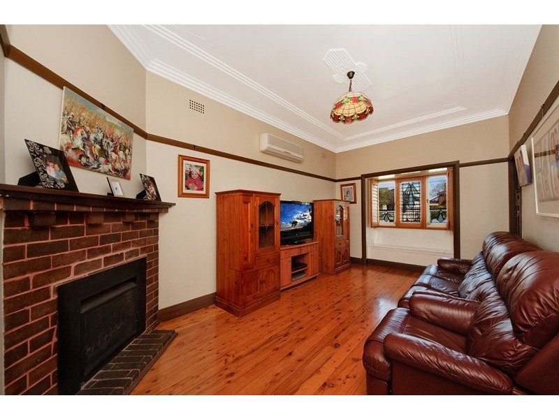 121 Baltimore Street, Belfield NSW 2191