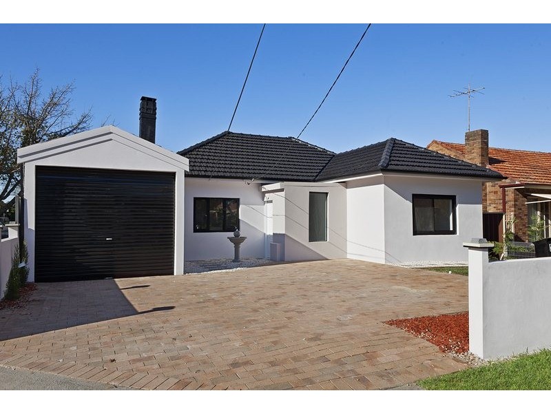 2 Fountain Avenue, Croydon Park NSW 2133