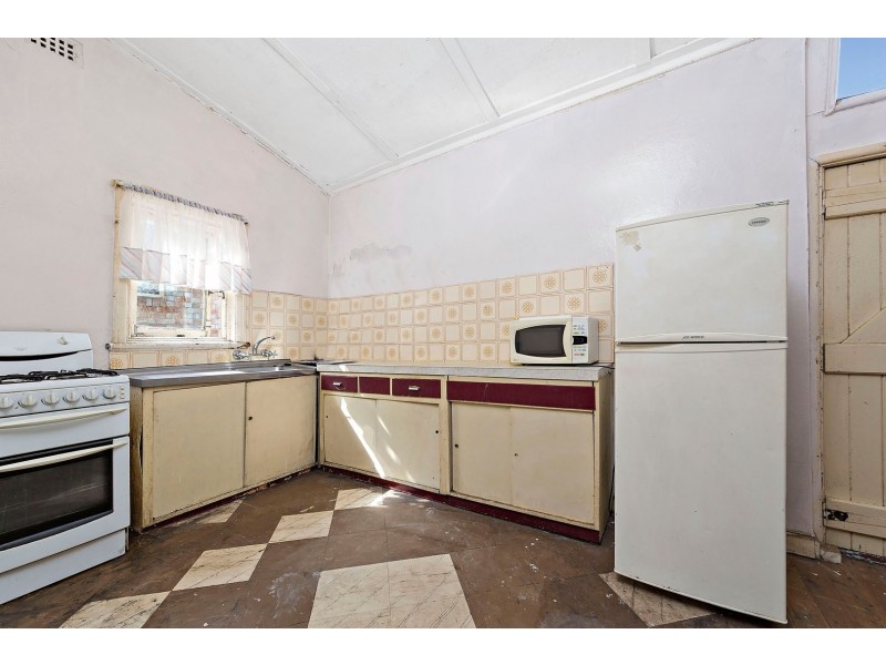 32 Canterton Street, Hurlstone Park NSW 2193