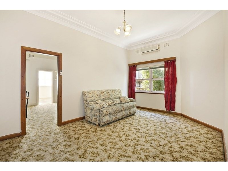 11 Mount Street, Hurlstone Park NSW 2193