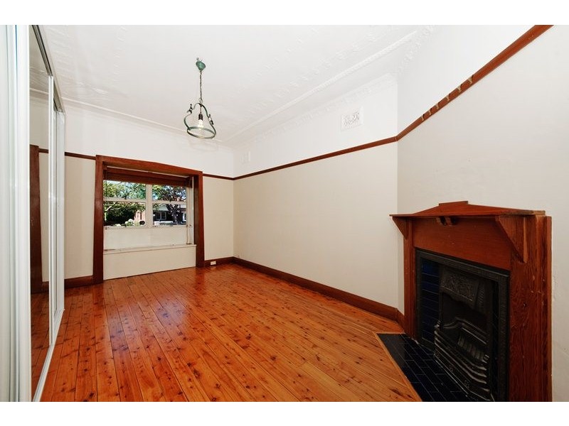 102 Baltimore Street, Belfield NSW 2191