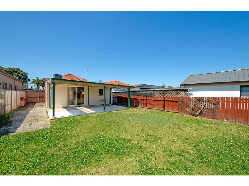 102 Baltimore Street, Belfield NSW 2191