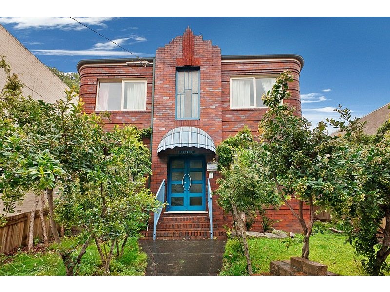 1/5 The Esplanade, Ashfield NSW 2131