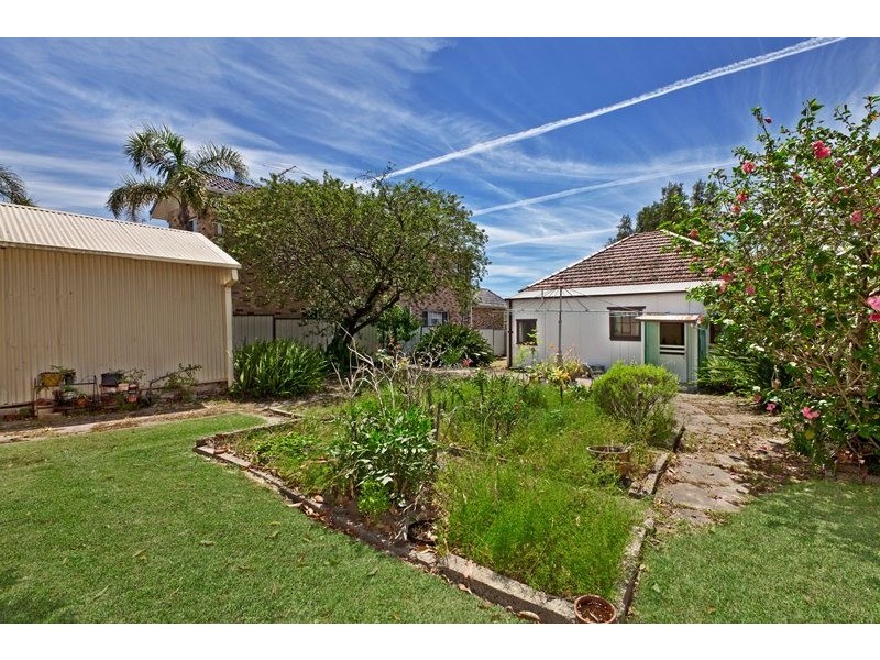 77 Portland Street, Croydon Park NSW 2133