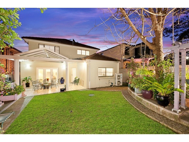 12 Barton Street, Strathfield South NSW 2136