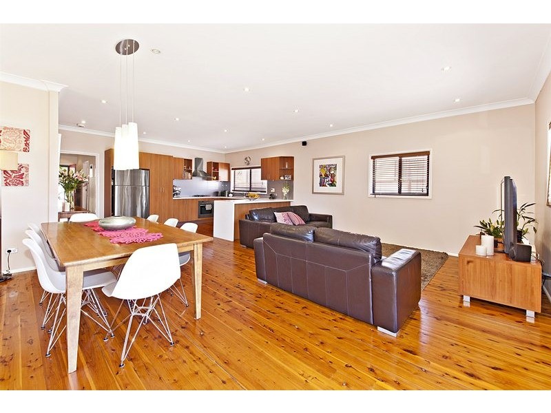 6 Karuah Street, Greenacre NSW 2190