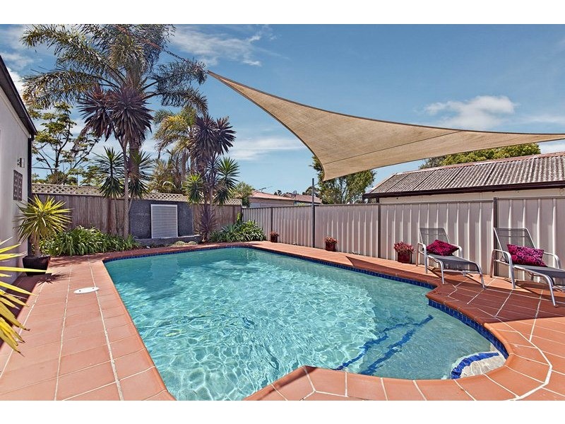 6 Karuah Street, Greenacre NSW 2190