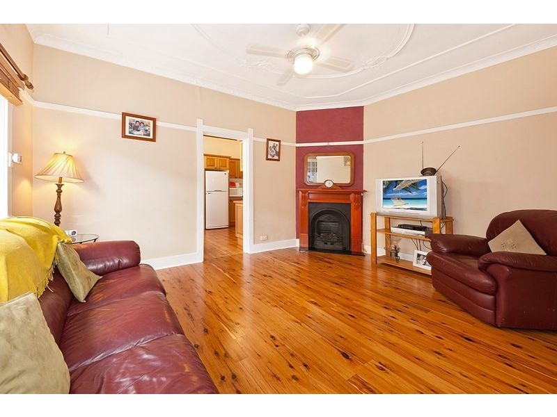 48 Seymour Parade, Belfield NSW 2191