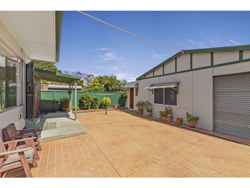 10 Earle Avenue, Ashfield NSW 2131
