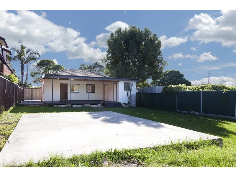 1 Karuah Street, Greenacre NSW 2190