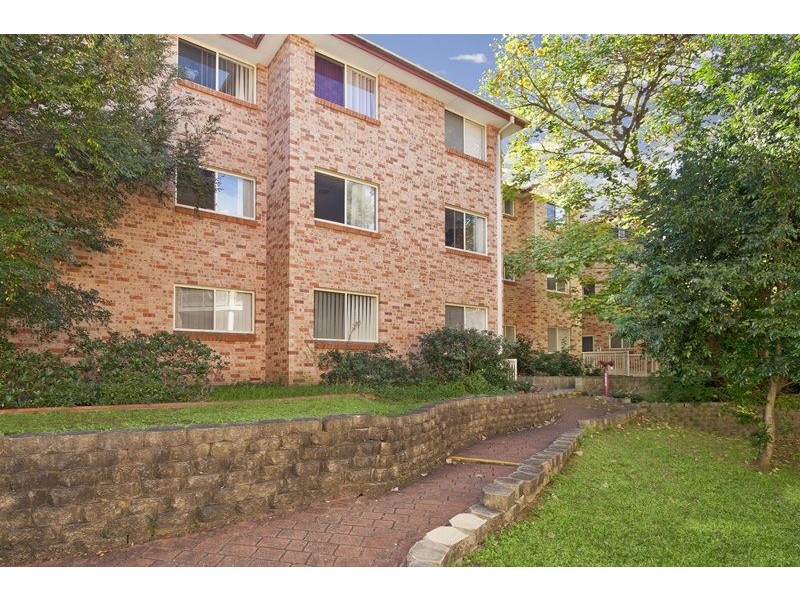 2/75 Cairds Avenue, Bankstown NSW 2200