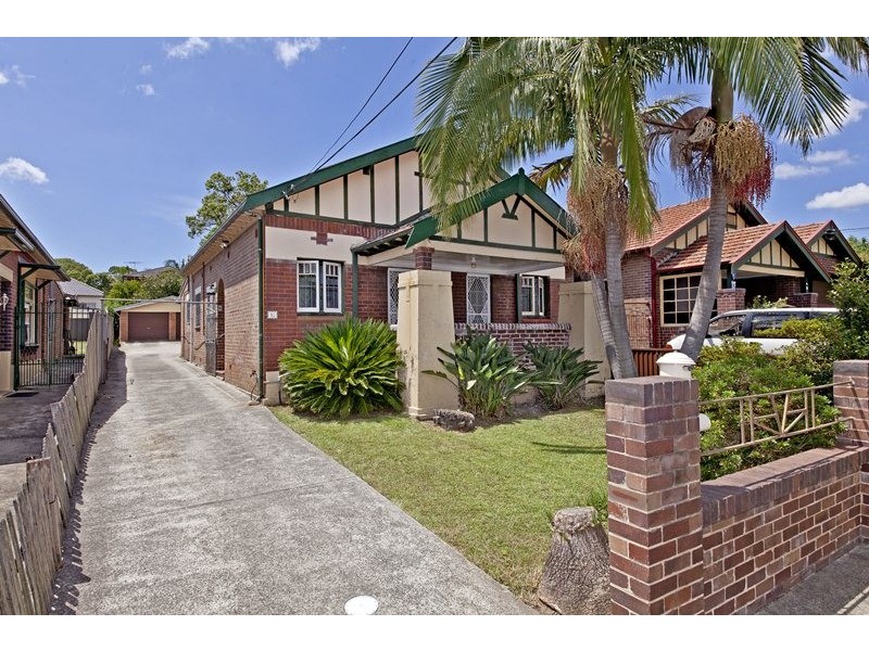 10 Lang Street, Croydon NSW 2132
