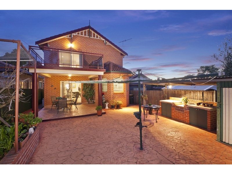 7 Bruce Avenue, Belfield NSW 2191