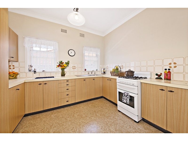 74 Leopold Street, Ashbury NSW 2193