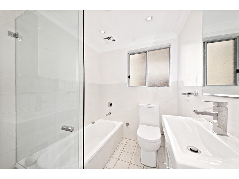 4/18 Chandos, Ashfield NSW 2131