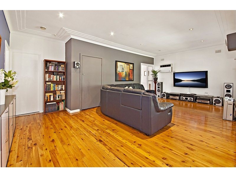 10 McEncroe Street, Strathfield South NSW 2136
