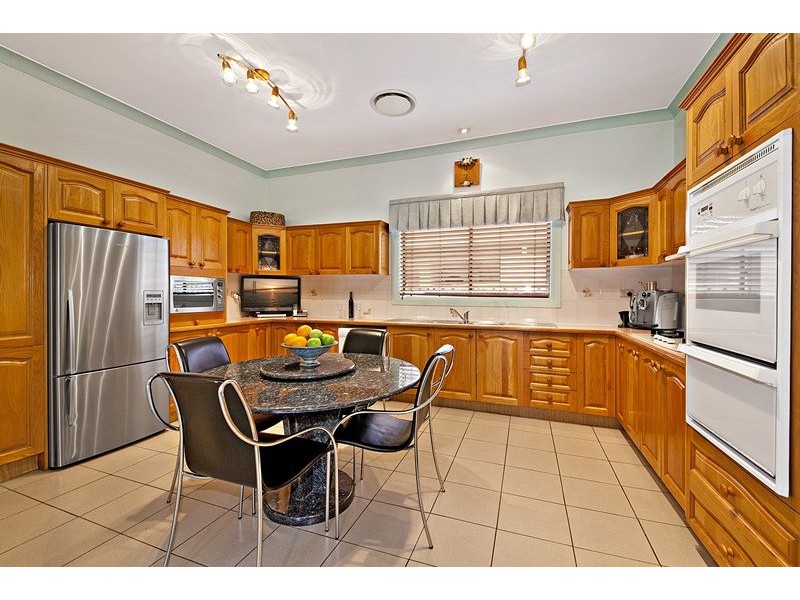 86 Banksia Road, Greenacre NSW 2190