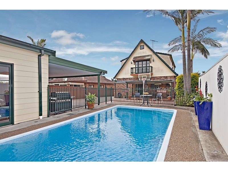 86 Banksia Road, Greenacre NSW 2190