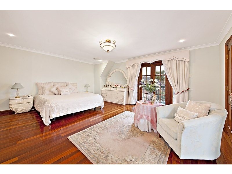 86 Banksia Road, Greenacre NSW 2190