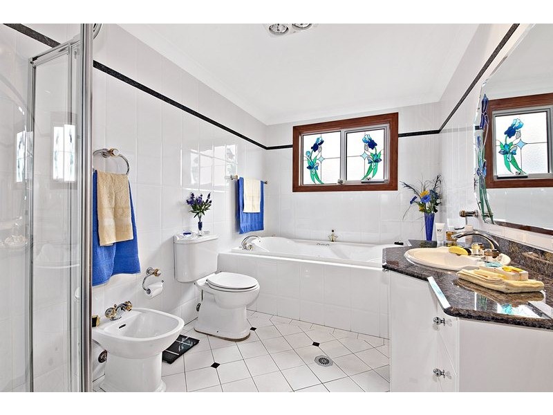 86 Banksia Road, Greenacre NSW 2190