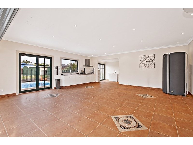 86 Banksia Road, Greenacre NSW 2190