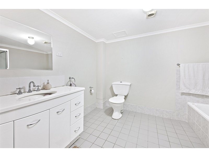 4/6 Myrtle Road, Bankstown NSW 2200