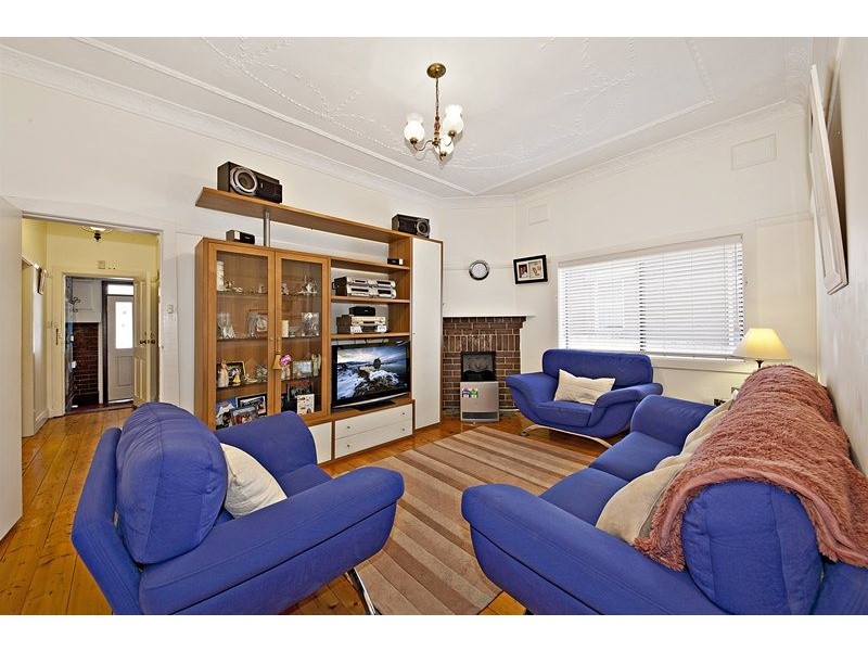 42 Scott Street, Belfield NSW 2191