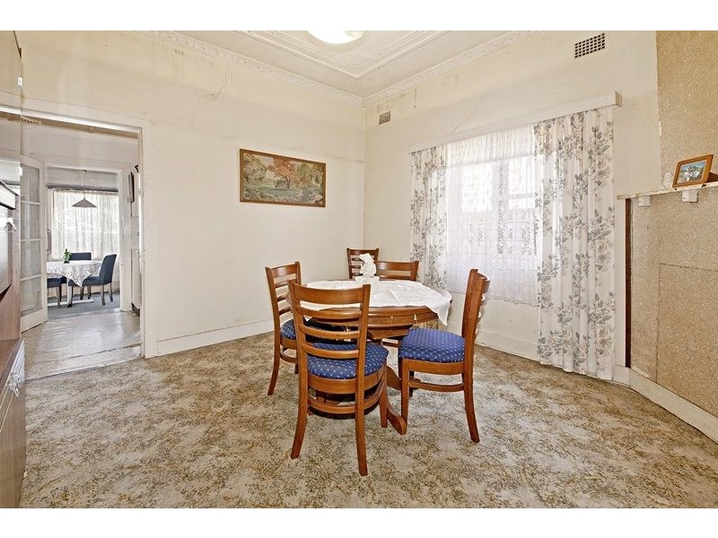 6 Yandarlo Street, Croydon Park NSW 2133