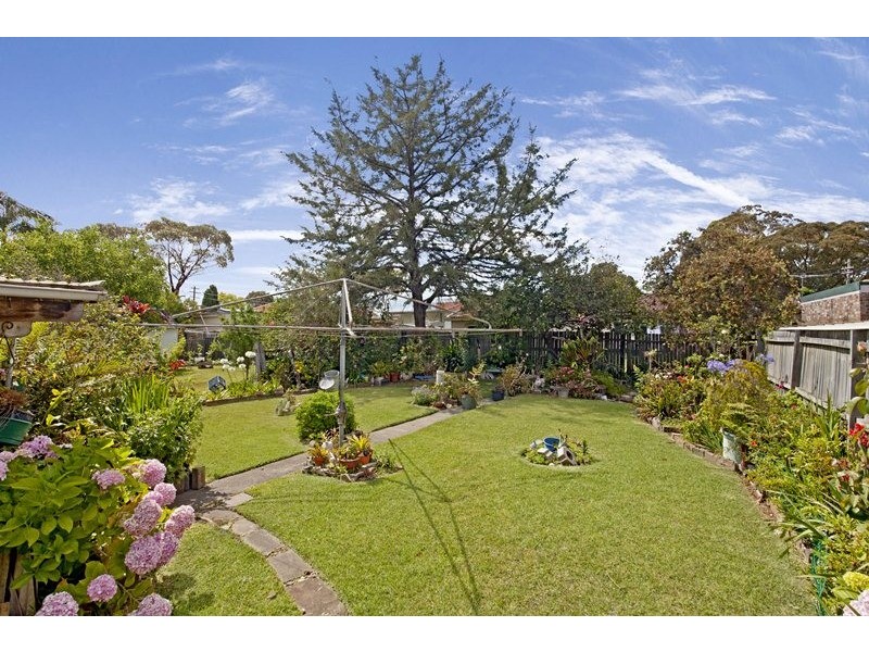 6 Yandarlo Street, Croydon Park NSW 2133