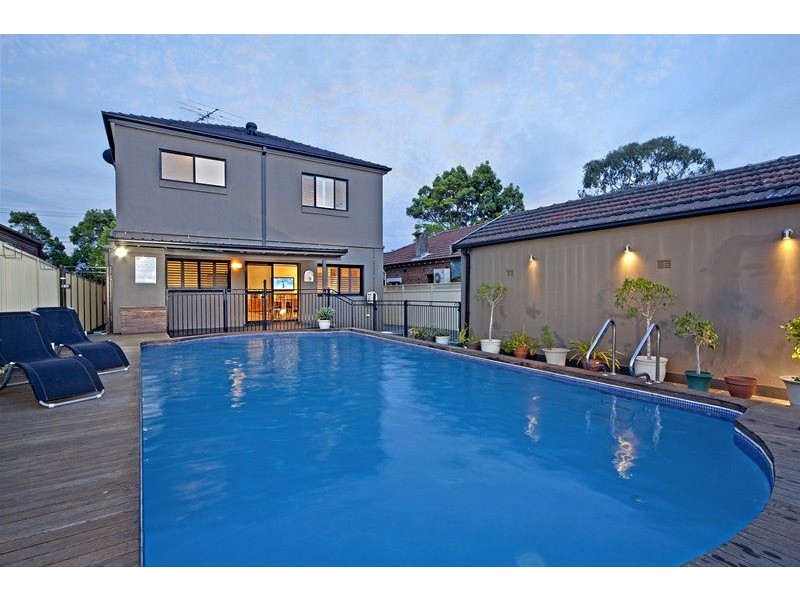 4 Burnham Street, Belfield NSW 2191