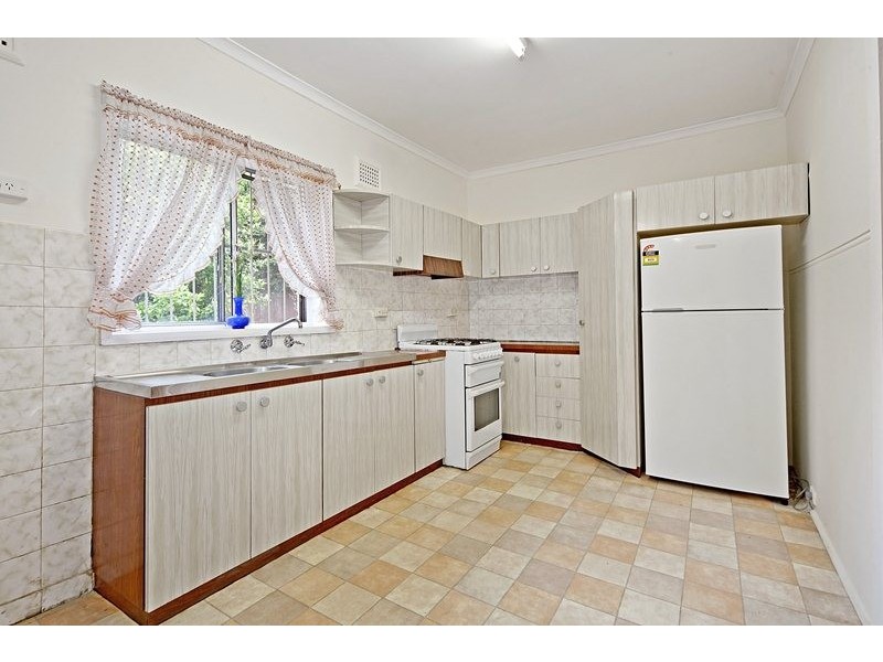 11 Dean Street, Strathfield South NSW 2136